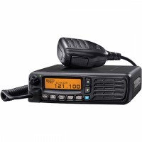IC-A120 VHF Air Band Transceiver - Zoom